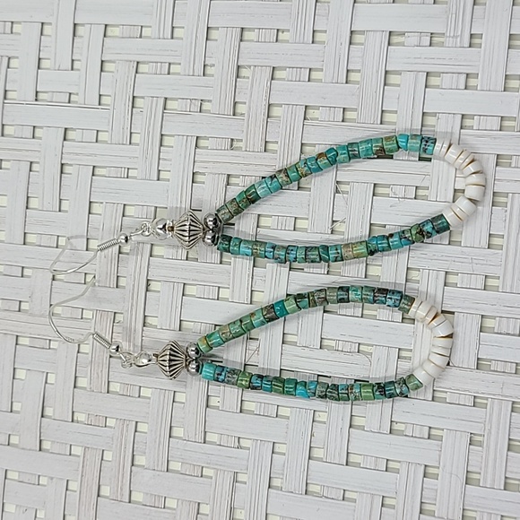 Handmade turquoise and shell heishi beads dangle earrings. - Picture 3 of 3